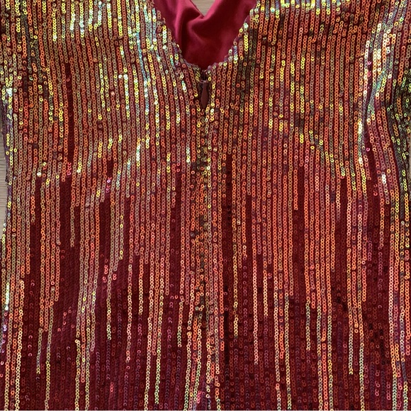 Venus Cold Shoulder Cocktail Dress - Picture 11 of 17